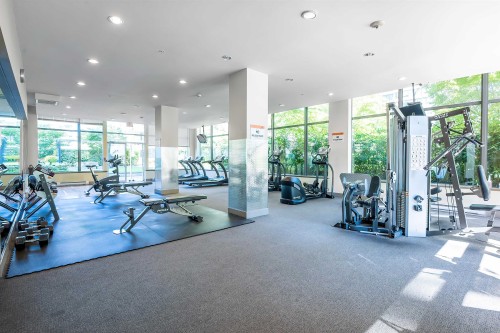 708-7360 Elmbridge Way, Richmond, BC - Indoor Photo Showing Gym Room