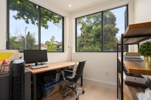 7380 Ashburn Street, Vancouver, BC - Indoor Photo Showing Office