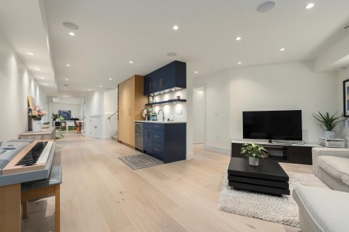 7380 Ashburn Street, Vancouver, BC - Indoor Photo Showing Living Room