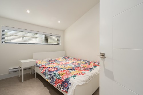 7380 Ashburn Street, Vancouver, BC - Indoor Photo Showing Bedroom