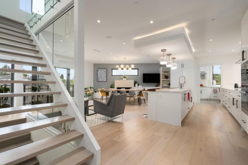 7380 Ashburn Street, Vancouver, BC - Indoor