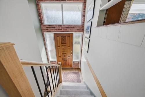 1388 Cambridge Drive, Coquitlam, BC - Indoor Photo Showing Other Room