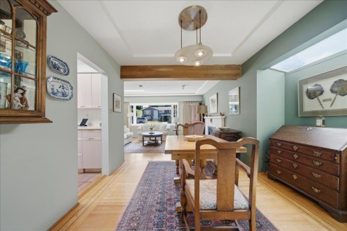 1388 Cambridge Drive, Coquitlam, BC - Indoor Photo Showing Other Room