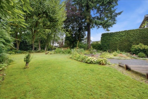 1388 Cambridge Drive, Coquitlam, BC - Outdoor With View