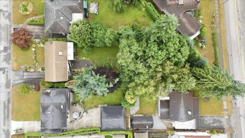 1388 Cambridge Drive, Coquitlam, BC - 