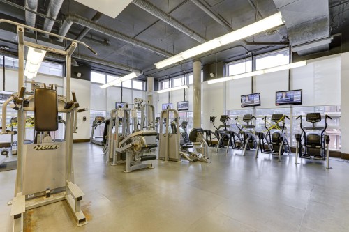 2204-110 Brew Street, Port Moody, BC - Indoor Photo Showing Gym Room