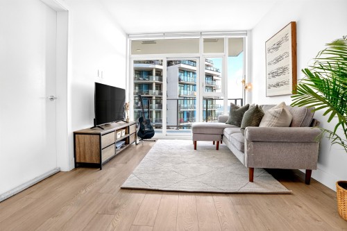 2906-7358 Edmonds Street  Burnaby, BC V3N 0H1