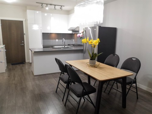 118-9399 Alexandra Road  Richmond, BC V6X 0L7