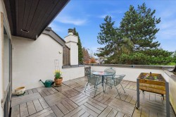 6-5730 Carnarvon Street  Vancouver, BC V6N 4E7