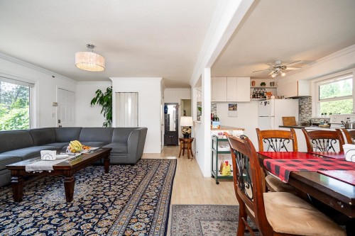 711 Alderson Avenue, Coquitlam, BC - Indoor