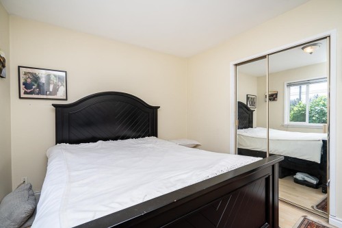 711 Alderson Avenue, Coquitlam, BC - Indoor Photo Showing Bedroom
