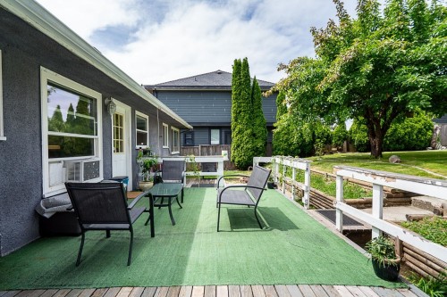 711 Alderson Avenue, Coquitlam, BC - Outdoor With Exterior