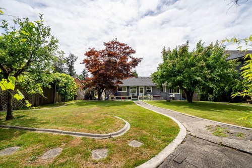 711 Alderson Avenue, Coquitlam, BC - Outdoor
