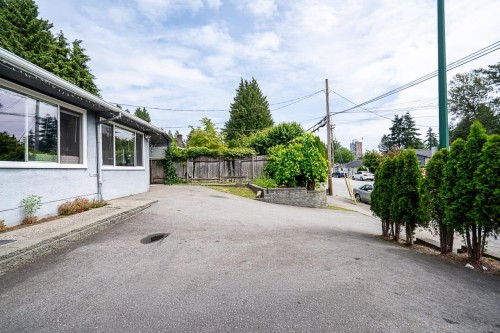 711 Alderson Avenue, Coquitlam, BC - Outdoor