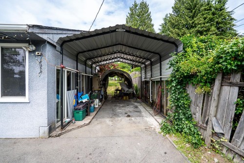 711 Alderson Avenue, Coquitlam, BC - Outdoor