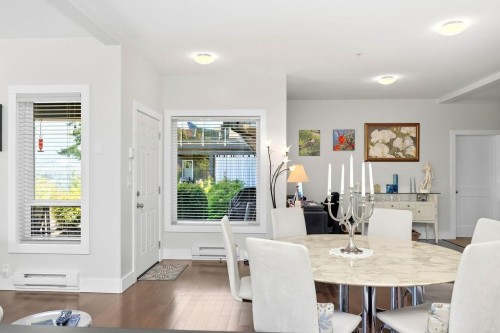 1-5778 Marine Way, Sechelt, BC - Indoor Photo Showing Dining Room