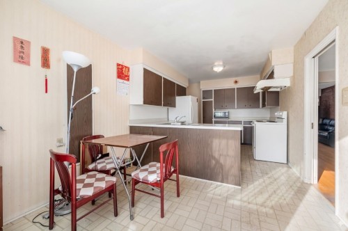 6872 Heather Street, Vancouver, BC - Indoor Photo Showing Kitchen
