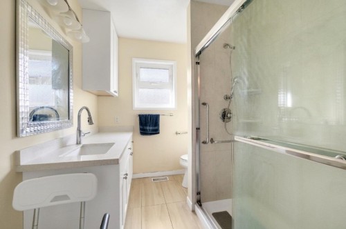 6872 Heather Street, Vancouver, BC - Indoor Photo Showing Bathroom