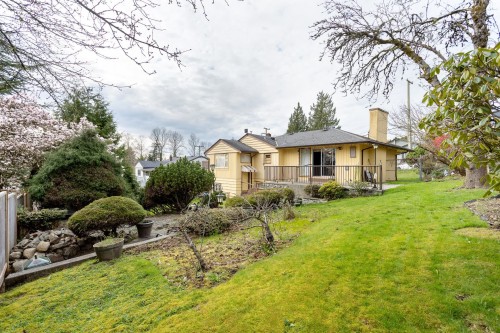 1874 Hillside Avenue, Coquitlam, BC - Outdoor With Deck Patio Veranda