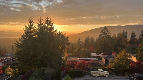 4050 St. Pauls Avenue, North Vancouver, BC - Outdoor With View