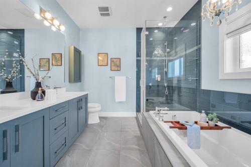 1126 Ioco Road, Port Moody, BC - Indoor Photo Showing Bathroom