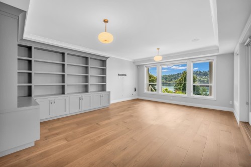 1126 Ioco Road, Port Moody, BC - Indoor Photo Showing Other Room