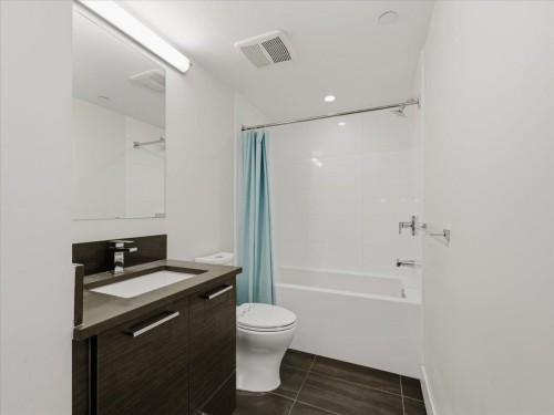 302-8533 River District Crossing, Vancouver, BC - Indoor Photo Showing Bathroom