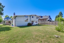 11680 Seaton Road  Richmond, BC V7A 3G6