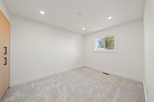 5548 44 Avenue, Delta, BC - Indoor Photo Showing Other Room