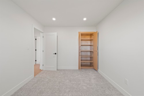 5548 44 Avenue, Delta, BC - Indoor Photo Showing Other Room