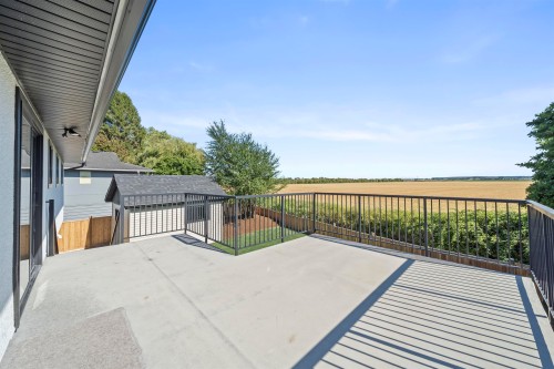 5548 44 Avenue, Delta, BC - Outdoor With Exterior