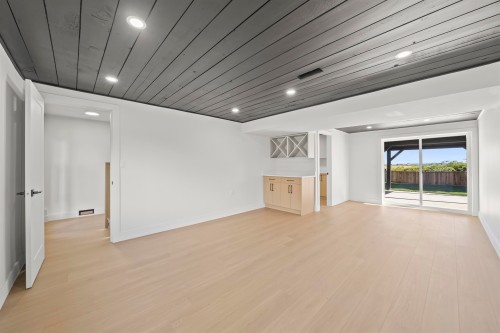 5548 44 Avenue, Delta, BC - Indoor Photo Showing Other Room