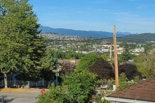 2986 3Rd Avenue E, Vancouver, BC - Outdoor With View