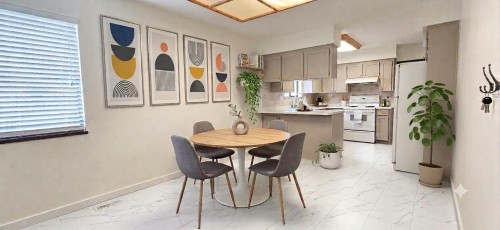 2986 3Rd Avenue E, Vancouver, BC - Indoor