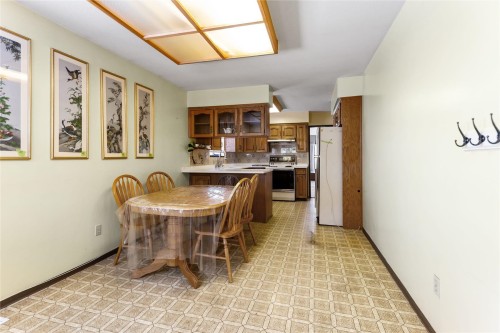 2986 3Rd Avenue E, Vancouver, BC - Indoor Photo Showing Dining Room