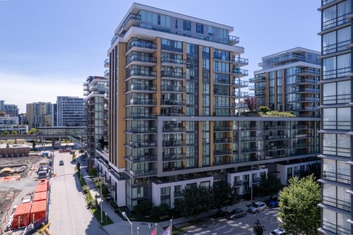 1002-3200 Corvette Way, Richmond, BC - Outdoor With Balcony With Facade