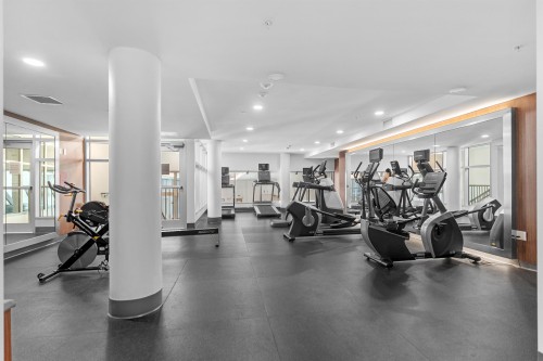 1002-3200 Corvette Way, Richmond, BC - Indoor Photo Showing Gym Room
