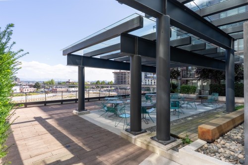 1002-3200 Corvette Way, Richmond, BC - Outdoor