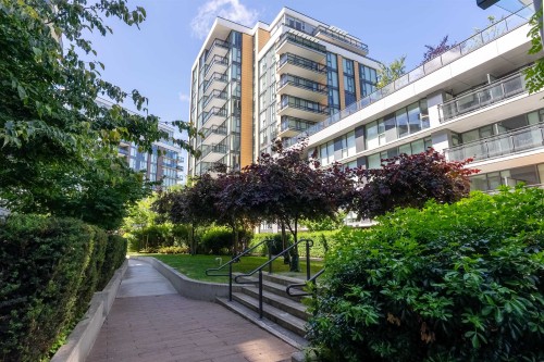 1002-3200 Corvette Way, Richmond, BC - Outdoor With Balcony