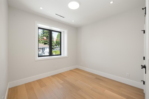 4-3874 Winlake Crescent, Burnaby, BC - Indoor Photo Showing Other Room