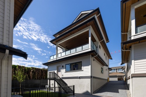 4-3874 Winlake Crescent, Burnaby, BC - Outdoor With Balcony With Exterior