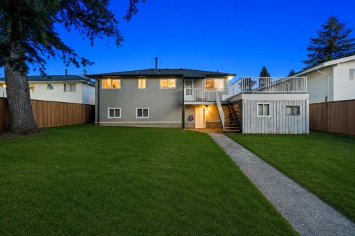3949 Sefton Street, Port Coquitlam, BC - Outdoor