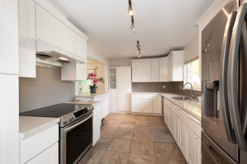 8240 Manson Drive, Burnaby, BC - Indoor Photo Showing Kitchen With Double Sink