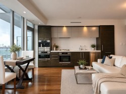 3203-667 Howe Street  Vancouver, BC V6C 0B5