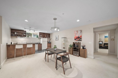 24781 Mcclure Drive, Maple Ridge, BC - Indoor