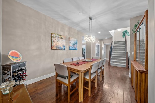 24781 Mcclure Drive, Maple Ridge, BC - Indoor Photo Showing Dining Room