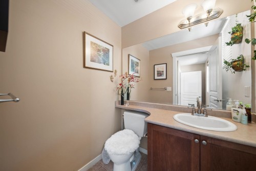 24781 Mcclure Drive, Maple Ridge, BC - Indoor Photo Showing Bathroom