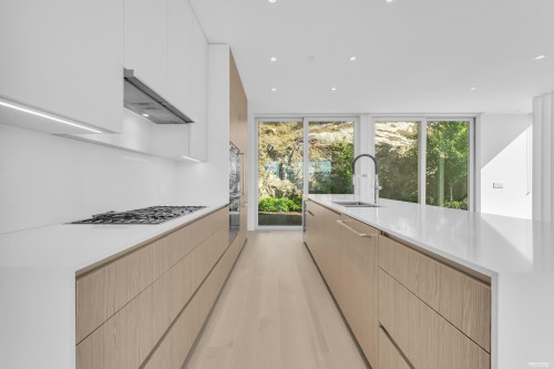 3317 Chippendale Road , West Vancouver, BC V7S 0B7 5
