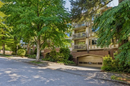 505-2059 Chesterfield Avenue, North Vancouver, BC - Outdoor With Balcony