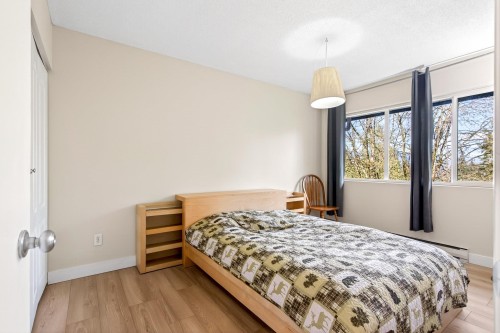 1051 Cecile Drive, Port Moody, BC - Indoor Photo Showing Bedroom